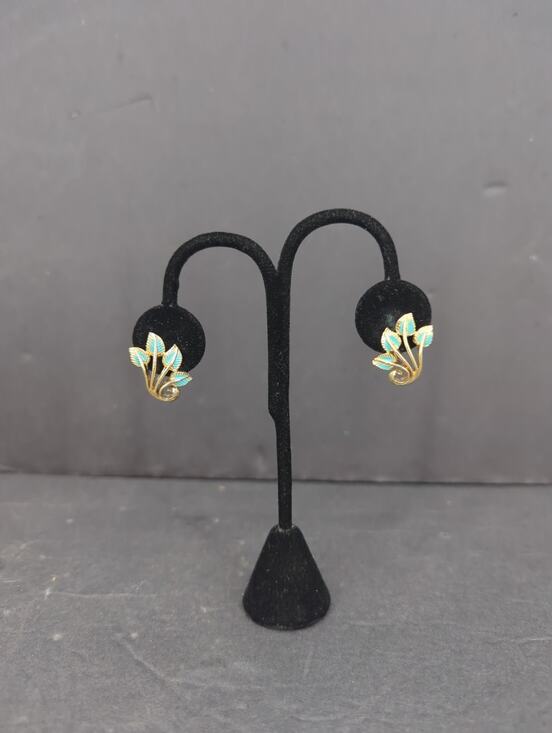 Vintage Jewelry - Vintage Coro Gold Tone Leaf Scroll Screw Back Earrings Retro Mid Century